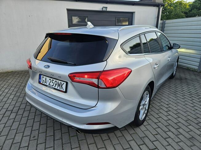 1.0 100KM niski przebieg JAK NOWY serwis ASO FORD ledy KAMERA BDB stan