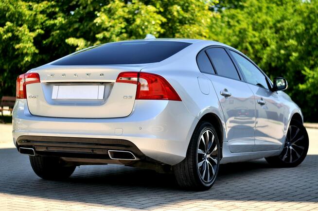 Volvo S60 LiFT 2,0 D3 150Km Bi Xenon Ledy Skóra Digital Navi Kamera Full Opcja