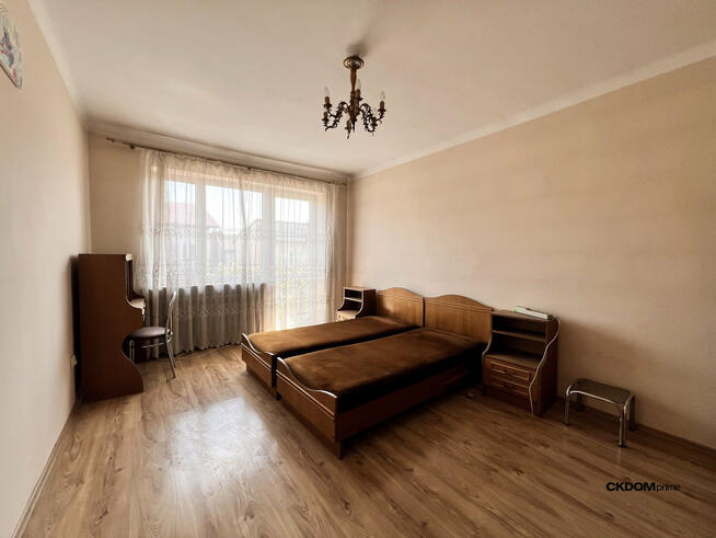 Kameralny bliźniak! 260 m² Idalin, Radom, 3 garaże