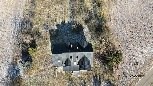 Bugaj – dom 170 m², działka 7600 m², stan dewel.