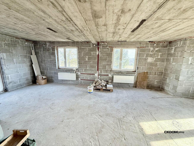 Bugaj – dom 170 m², działka 7600 m², stan dewel.