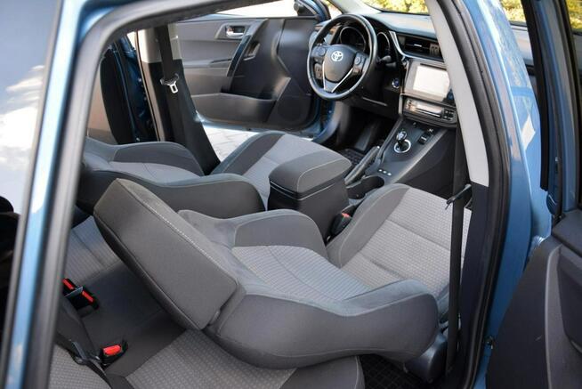 Hybryda Lift Premium Ledy Navi Kamera Keyless Go Aso Toyota Nowe Opony