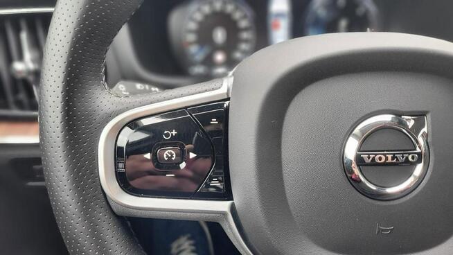 Volvo V60 D4 4x4/inscription/harman/hak/kam360/LED/webasto/ACC/Blis