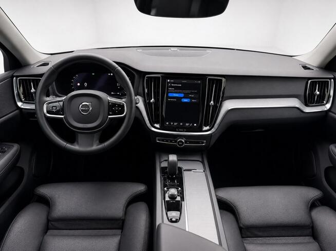 Volvo V60 Cross Country FV23% ACC/Winter pro/ASO/Keyless