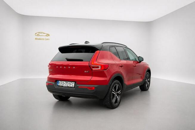 Volvo XC 40 B4 AWD/Europa/Kam360/Harman/Matrix/Bezwypadkowy/Serwis