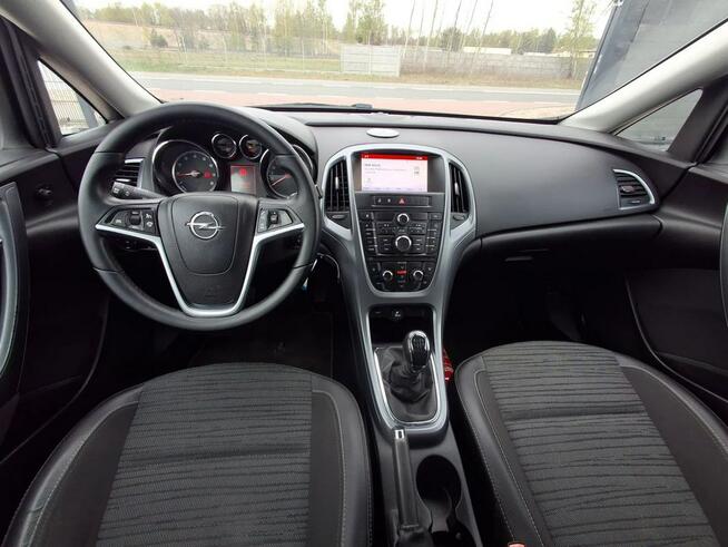 Opel Astra *Lift* 1.4 100 km Skóra Felgi 18"
