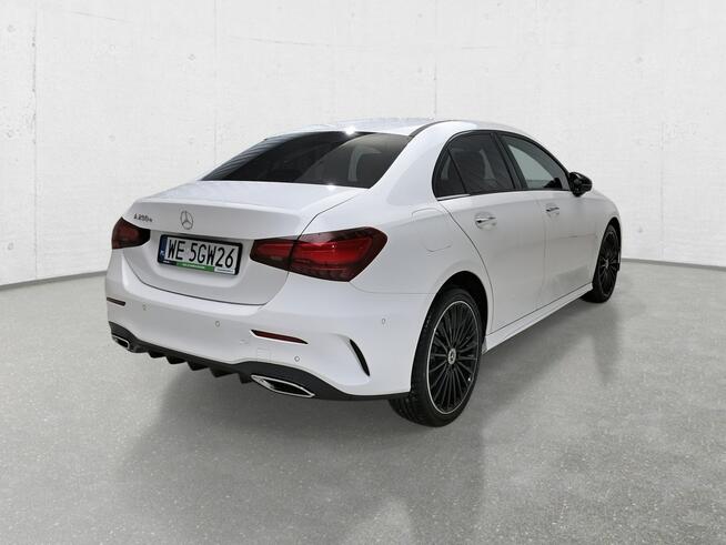MERCEDES-BENZ E 220d