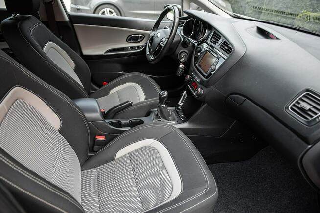 Kia Cee'd 1.6CRDi 128KM ! Navi Kamera Xenon ! Opłacona ! Zadbana !