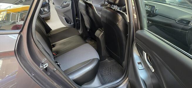 Hyundai i30 ZOBACZ OPIS !! W podanej cenie roczna gwarancja