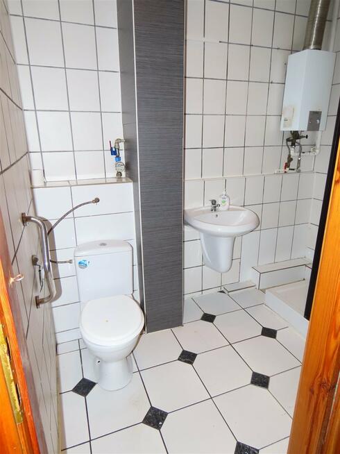 Mieszkanie Tychy E, Edukacji