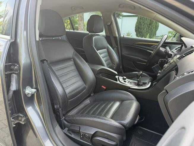 Opel Insignia 2.0 Turbo 220KM | Skóry | Bi-Ksenon | Manual |
