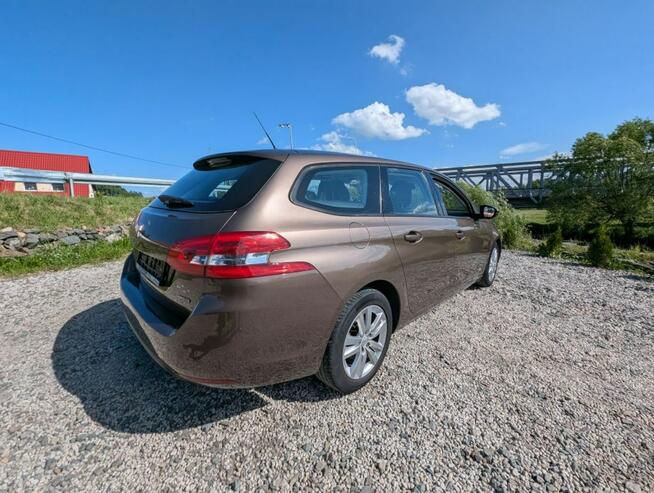 Peugeot 308 1,6 diesel, czujniki parkowania