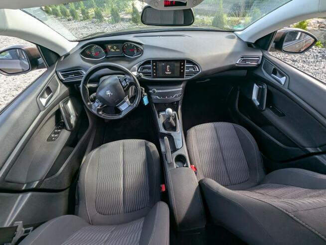 Peugeot 308 1,6 diesel, czujniki parkowania