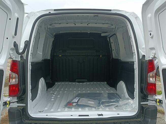 Opel Combo AUTOMAT Extra Long 3 MIEJSCA,EKRAN,, 1.5 102KM RP2026