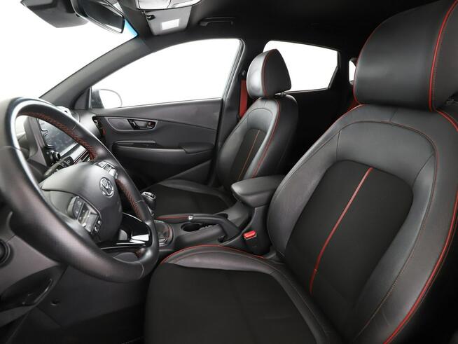Hyundai Kona Xpossible navi kamera półkskóra tempomat