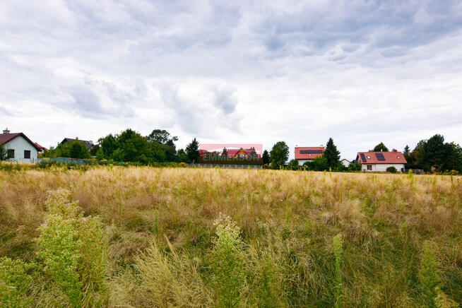 Poskwitów- Działka budowlana, płaska, słoneczna