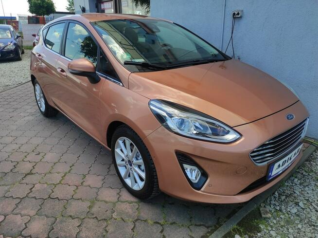 Ford Fiesta TITANIUM, LED, Kamera, Parktronik, Tempomat, 6-biegów, Alu, VAT23%