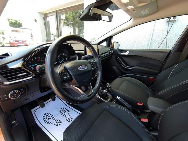 Ford Fiesta TITANIUM, LED, Kamera, Parktronik, Tempomat, 6-biegów, Alu, VAT23%