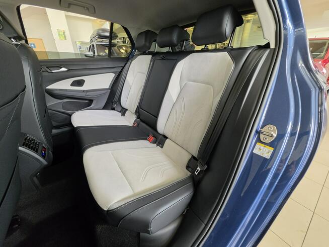 Volkswagen Golf Style 2.0TDI 150KM automat DSG Pakiet Tech Style Harman Kardon HAK