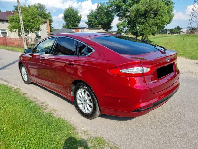 Ford Mondeo 2.0TDCI Titanium / Ruby red / Kamera / 2xPDC / Super Stan / Serwis ASO
