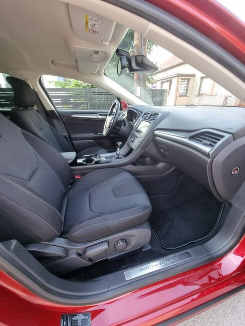 Ford Mondeo 2.0TDCI Titanium / Ruby red / Kamera / 2xPDC / Super Stan / Serwis ASO