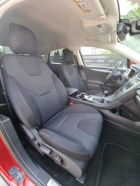 Ford Mondeo 2.0TDCI Titanium / Ruby red / Kamera / 2xPDC / Super Stan / Serwis ASO