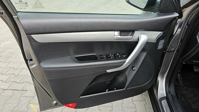 Kia Sorento 2,0 CRDi 150Km Xenon Skóra Grzana Klimatronik Kamera Panorama Dach