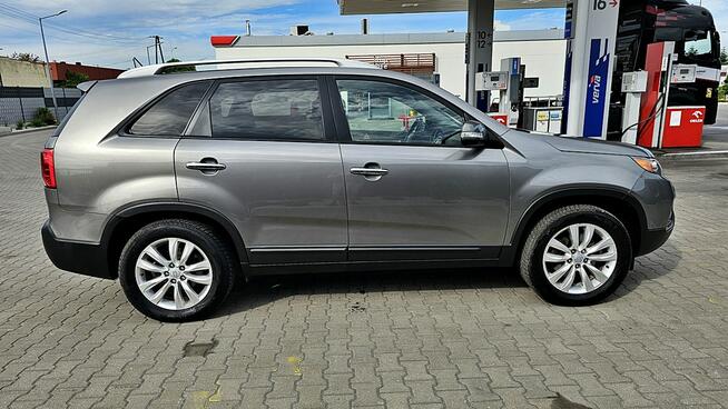 Kia Sorento 2,0 CRDi 150Km Xenon Skóra Grzana Klimatronik Kamera Panorama Dach
