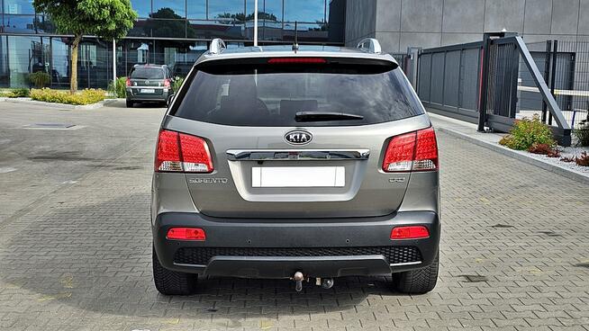 Kia Sorento 2,0 CRDi 150Km Xenon Skóra Grzana Klimatronik Kamera Panorama Dach