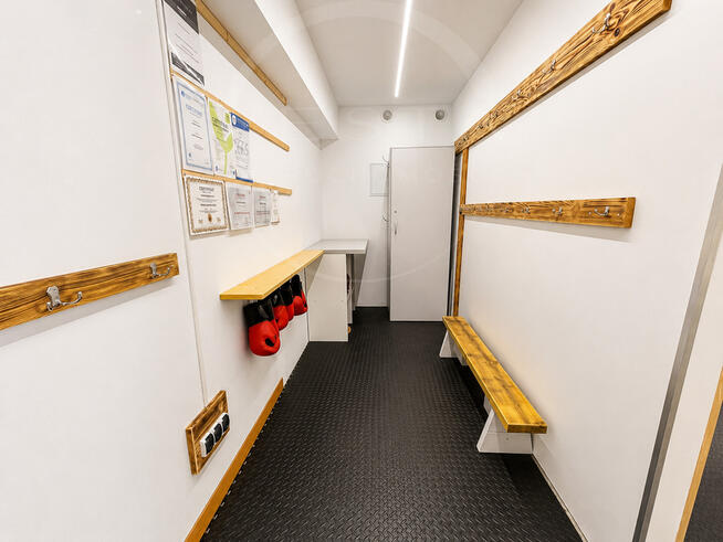 Lokal Użytkowy na Sprzedaż | 64,18 m² |
