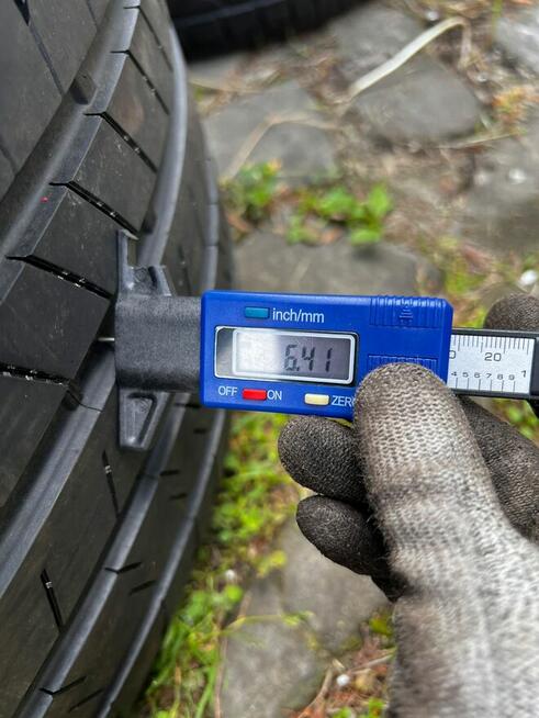 Opony brigstone alenza 001 275/40 r20