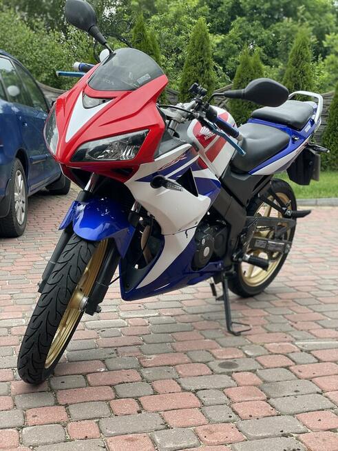 Honda cbr125r