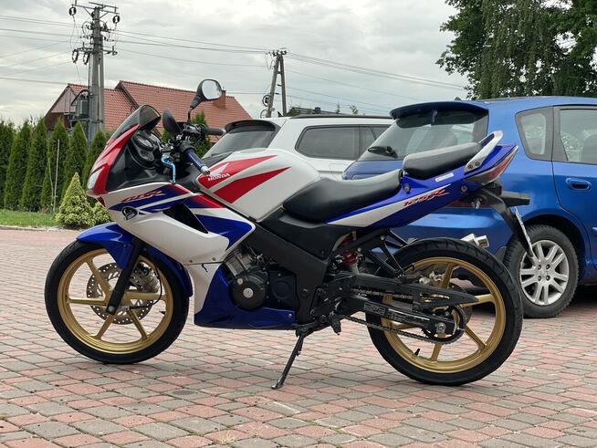 Honda cbr125r