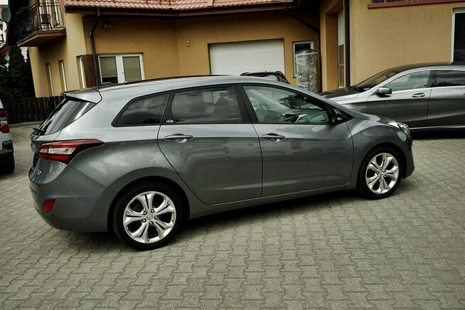 Hyundai i30 1,6CRDI NAVI, kamera, 110KM, panorama dach
