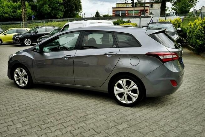 Hyundai i30 1,6CRDI NAVI, kamera, 110KM, panorama dach