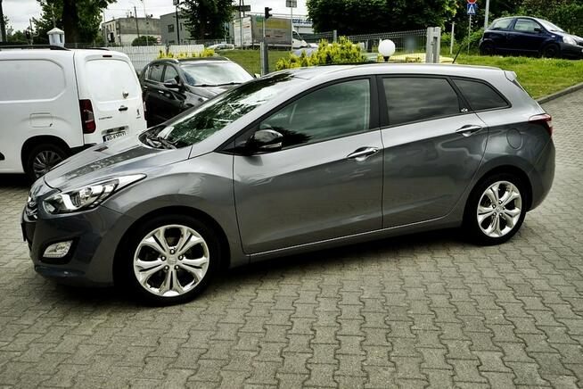Hyundai i30 1,6CRDI NAVI, kamera, 110KM, panorama dach