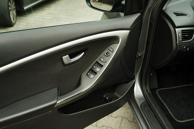Hyundai i30 1,6CRDI NAVI, kamera, 110KM, panorama dach
