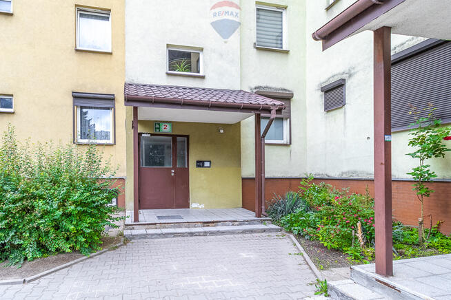 2 pokoje z dużym balkonem | Łódź Widzew