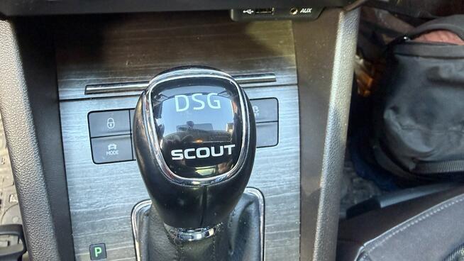 Škoda Superb Scout 2.0tsi 184KM automat 4x4 ledy skóry panorama max wers. 1.r.gwara