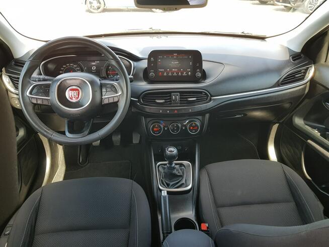 Fiat Tipo 1,4 Benzyna Klimatronik Tablet LEDy Zarejestrowany Gwarancja