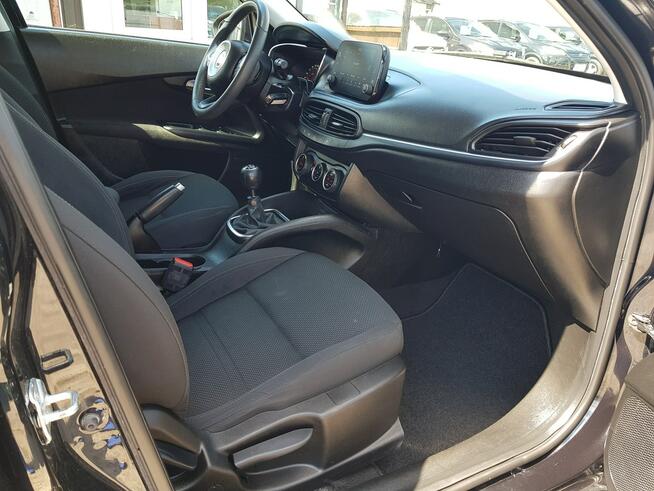 Fiat Tipo 1,4 Benzyna Klimatronik Tablet LEDy Zarejestrowany Gwarancja