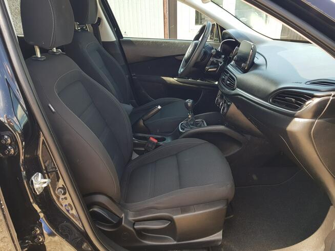 Fiat Tipo 1,4 Benzyna Klimatronik Tablet LEDy Zarejestrowany Gwarancja