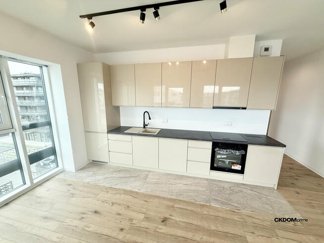 Plaza Tower II | 56,12 m² | klimatyzacja | garaż