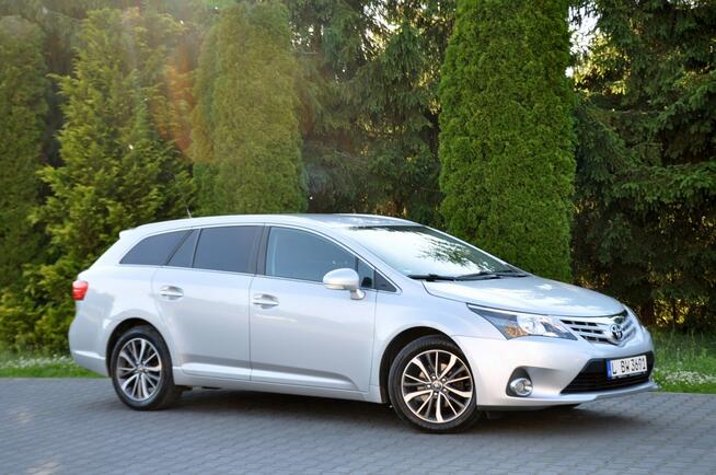 Toyota Avensis 2.0D-4D(124KM)*Lift*Led*Navi*Kamera*Klimatronik*Chrom*I Wł*Alu 17"ASO