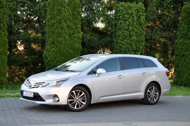 Toyota Avensis 2.0D-4D(124KM)*Lift*Led*Navi*Kamera*Klimatronik*Chrom*I Wł*Alu 17"ASO