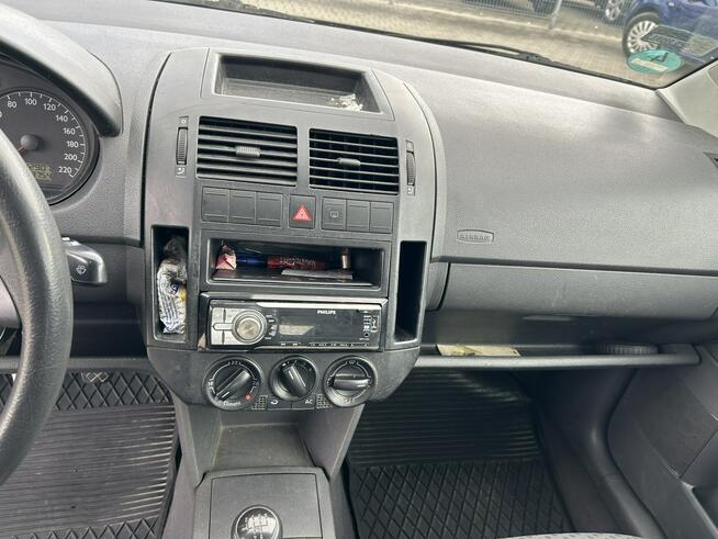 VOLKSWAGEN POLO 2003R 1,2 BENZ. SPRAWNY, KLIMATYZACJA