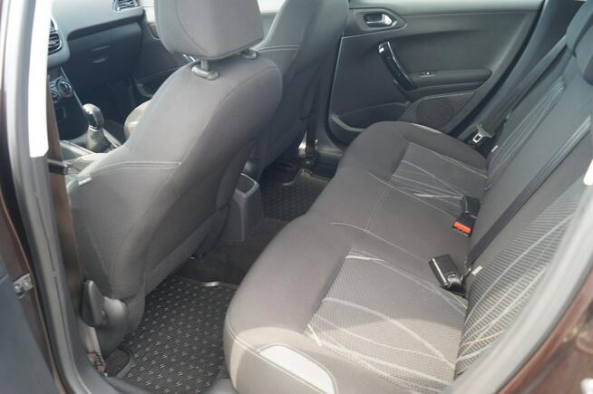 Peugeot 208 1,2 82 KM MOCNO DOINWESTOWANY ZADBANY TYLKO 99 TYS. KM.