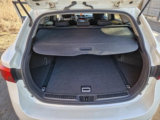 Toyota Avensisa 1.8 benzyna/lpg