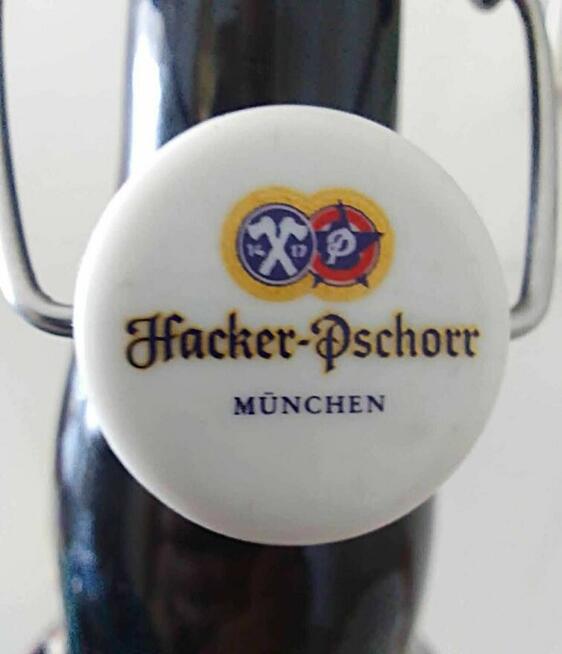 Duża butelka piwa HACKER PSCHORR krachla Oktoberfest poj 2l.