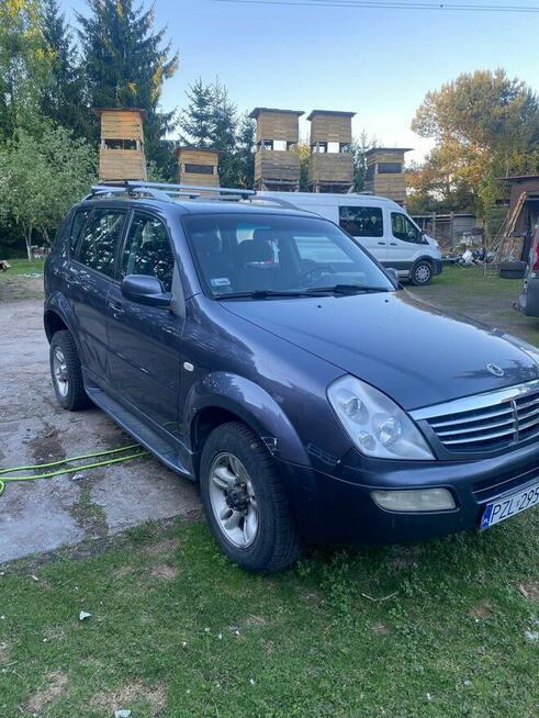 REXTON 2.9 TD Mercedes 3.5 tony na haku, możliwa zamiana.